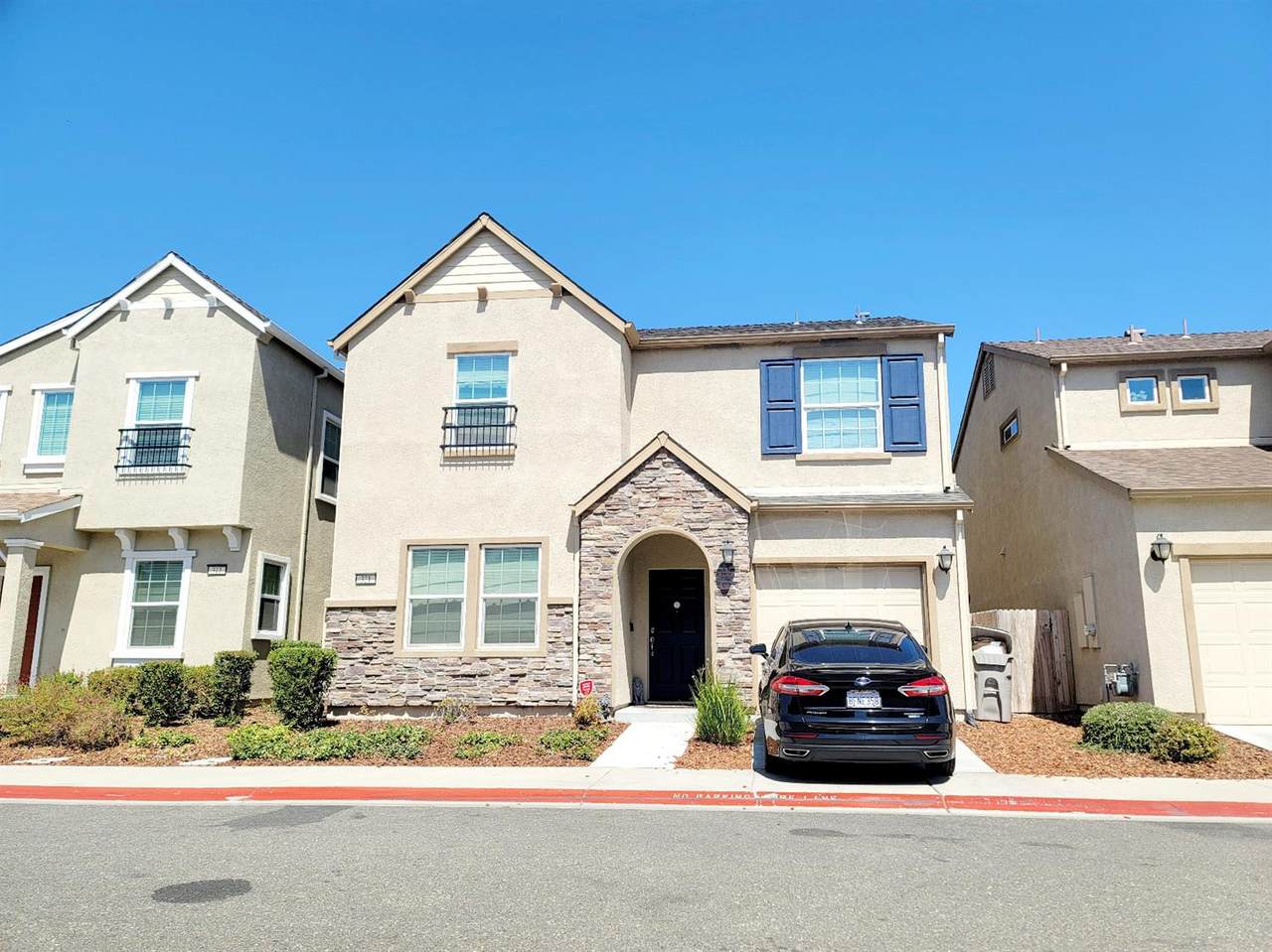 321 Maidenbrook Lane - Photo 1