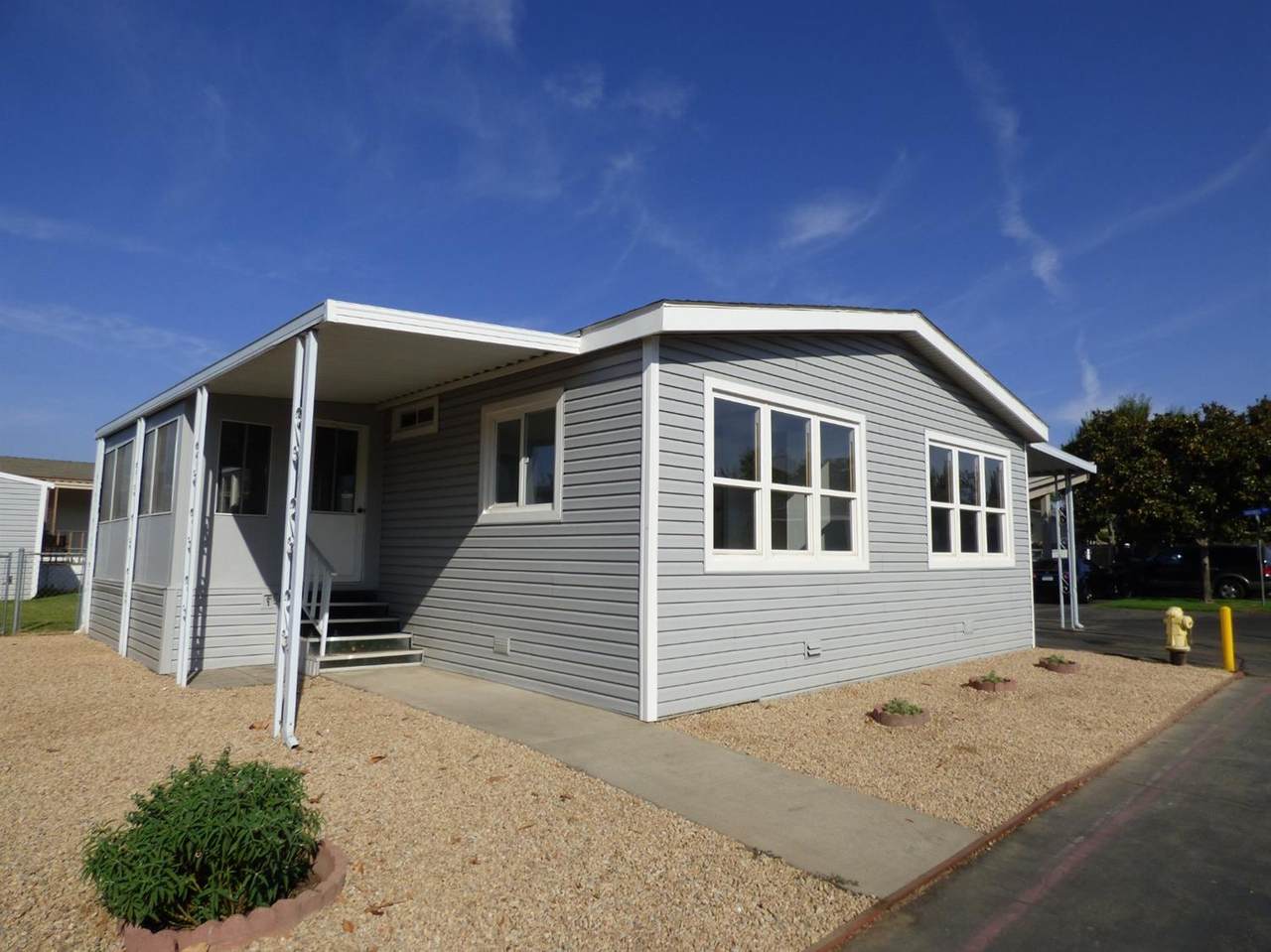 1517 Playground Way - Photo 1