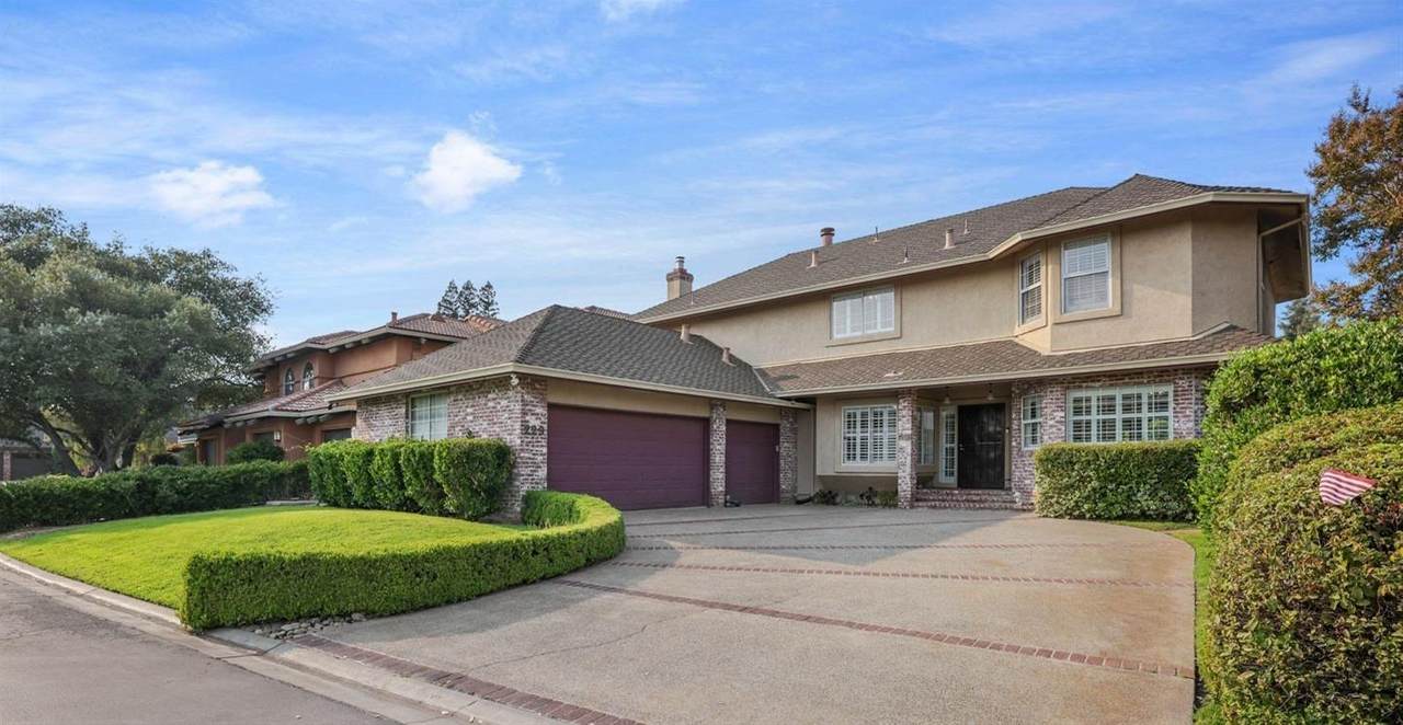 229 River Oaks Drive - Photo 1