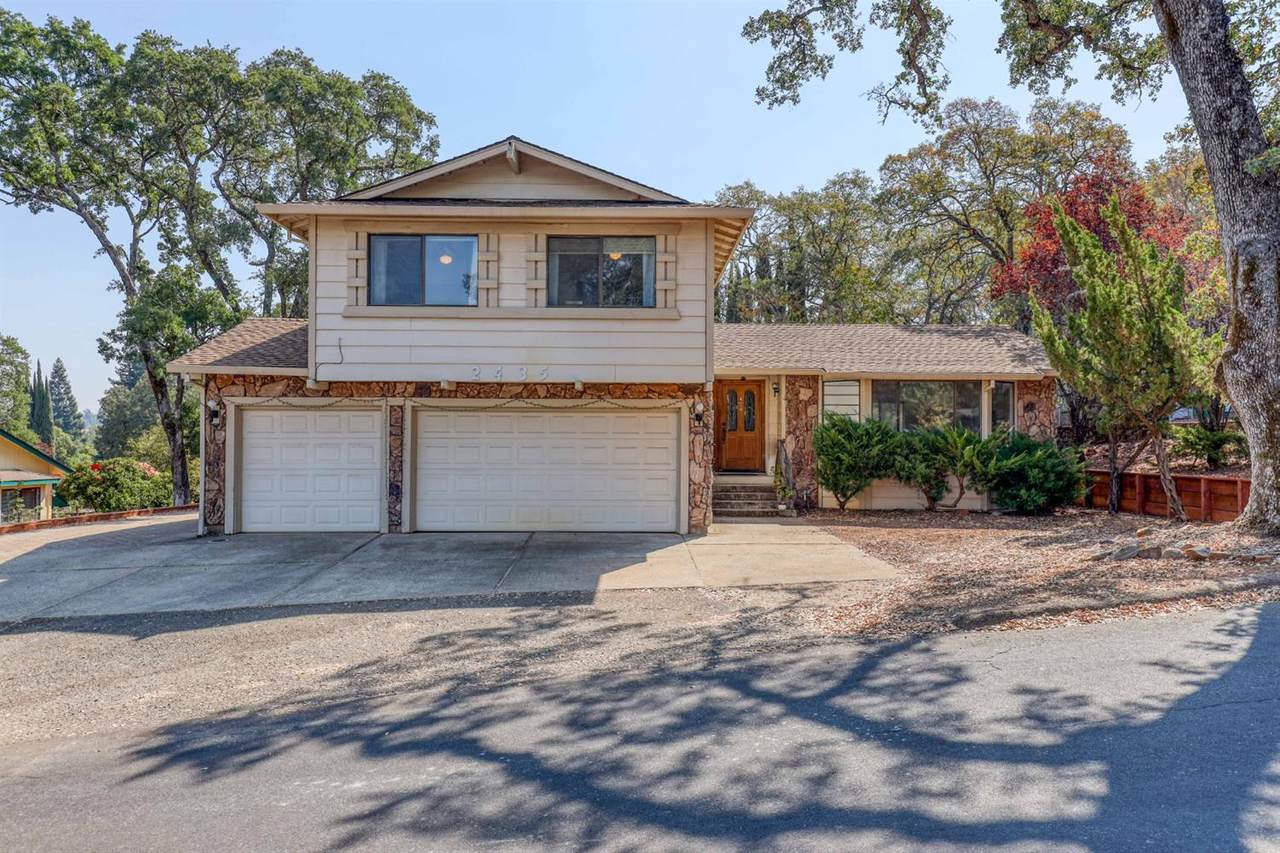 2435 Sandpiper Way - Photo 1