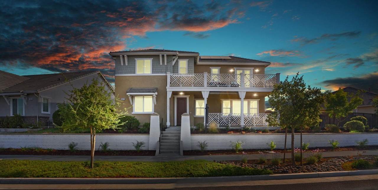 807 Lakeside Drive - Photo 1