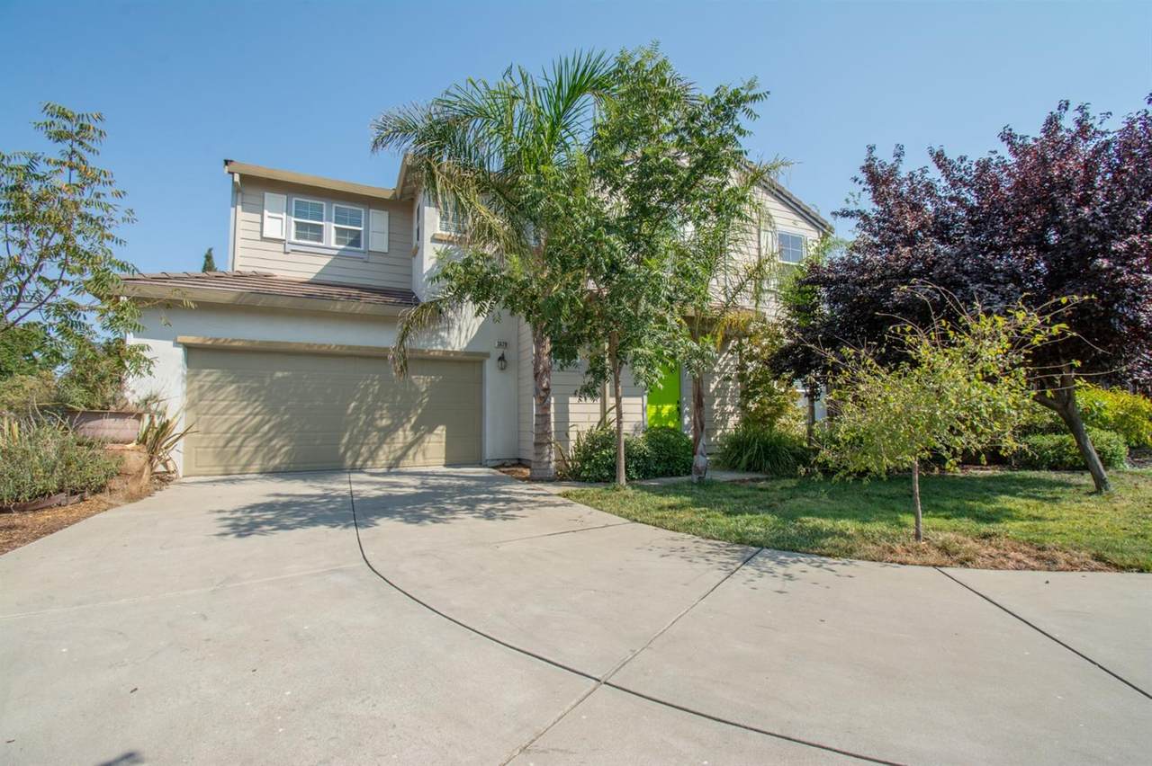 3628 Bridgeway Lakes Drive - Photo 1