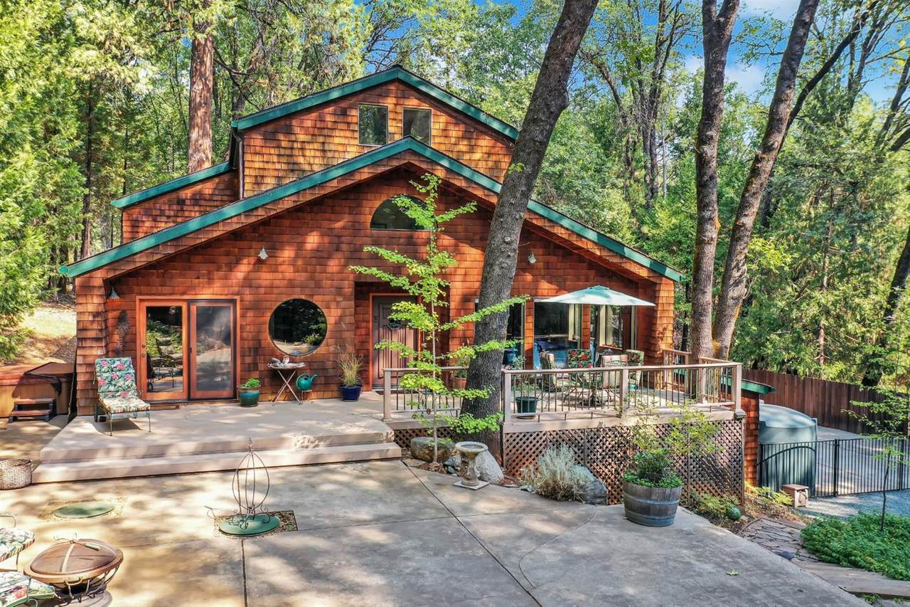 13558 Capitol Drive - Photo 1