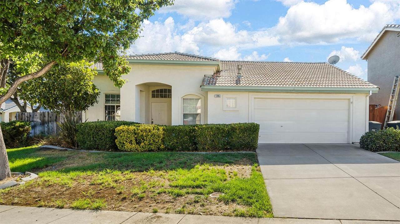 1386 Peppertree Way - Photo 1
