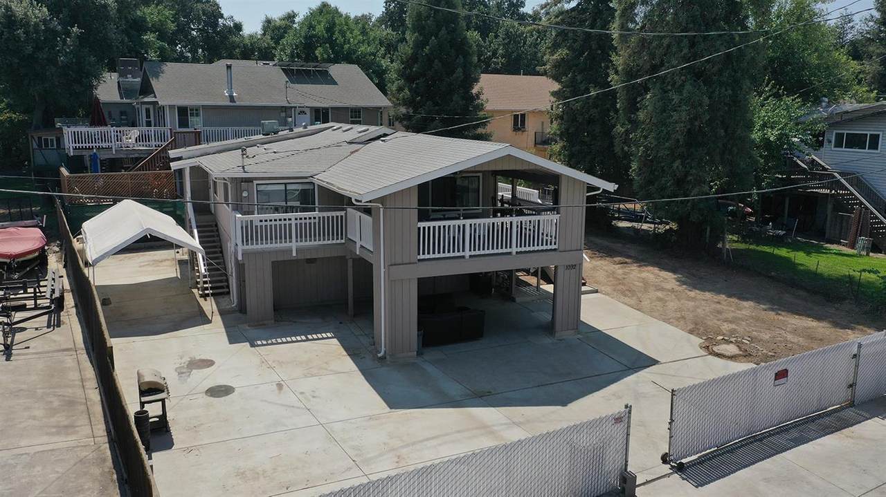 1092 Willow Avenue - Photo 1