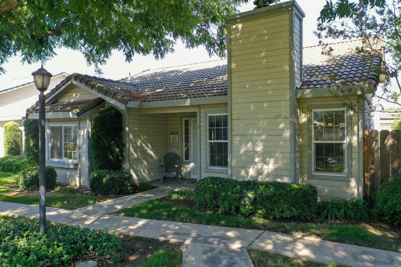 2709 Parkway Drive - Photo 1