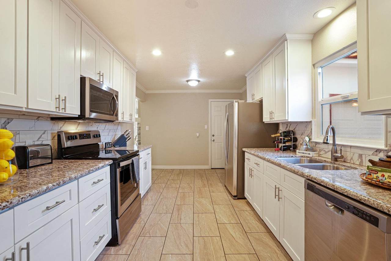 1937 Sonoma Avenue - Photo 1