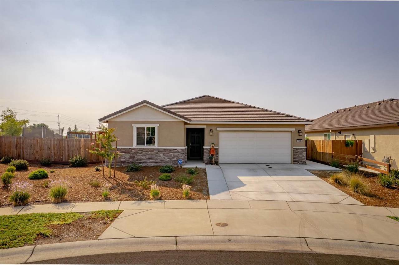 1450 Bamboo Street - Photo 1