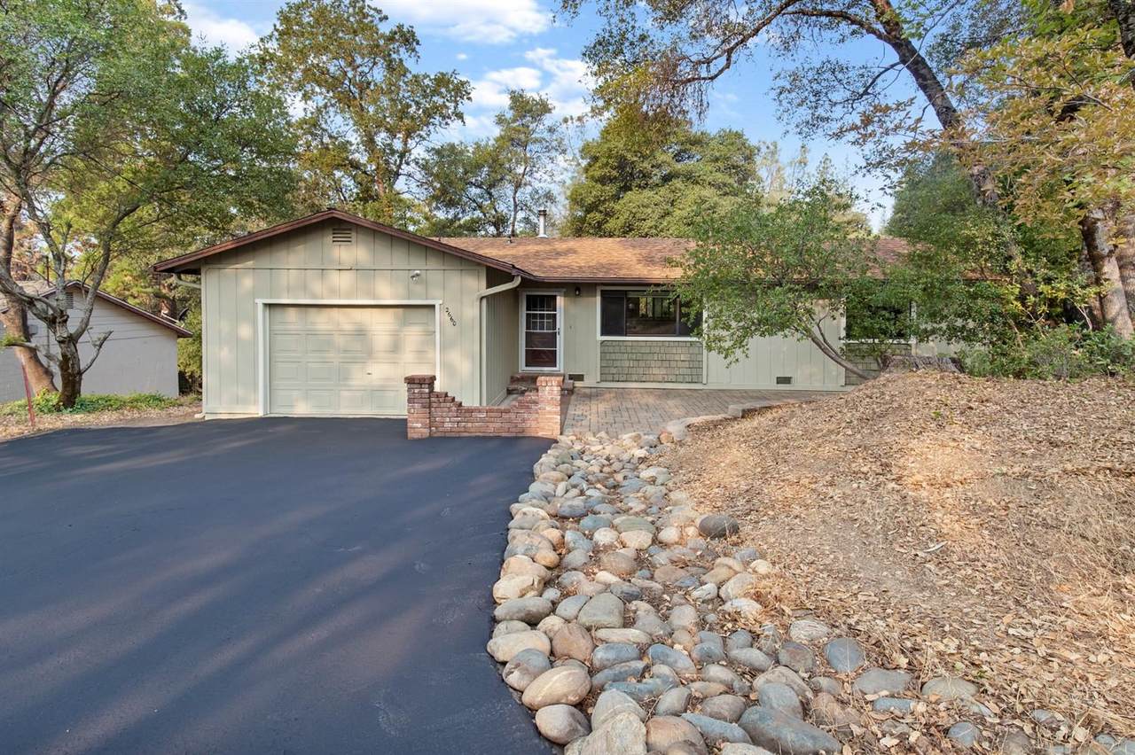 2660 Prescott Ave - Photo 1