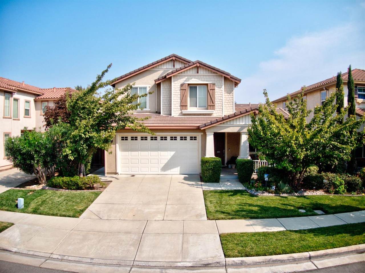 10122 Bay Harbor Drive - Photo 1