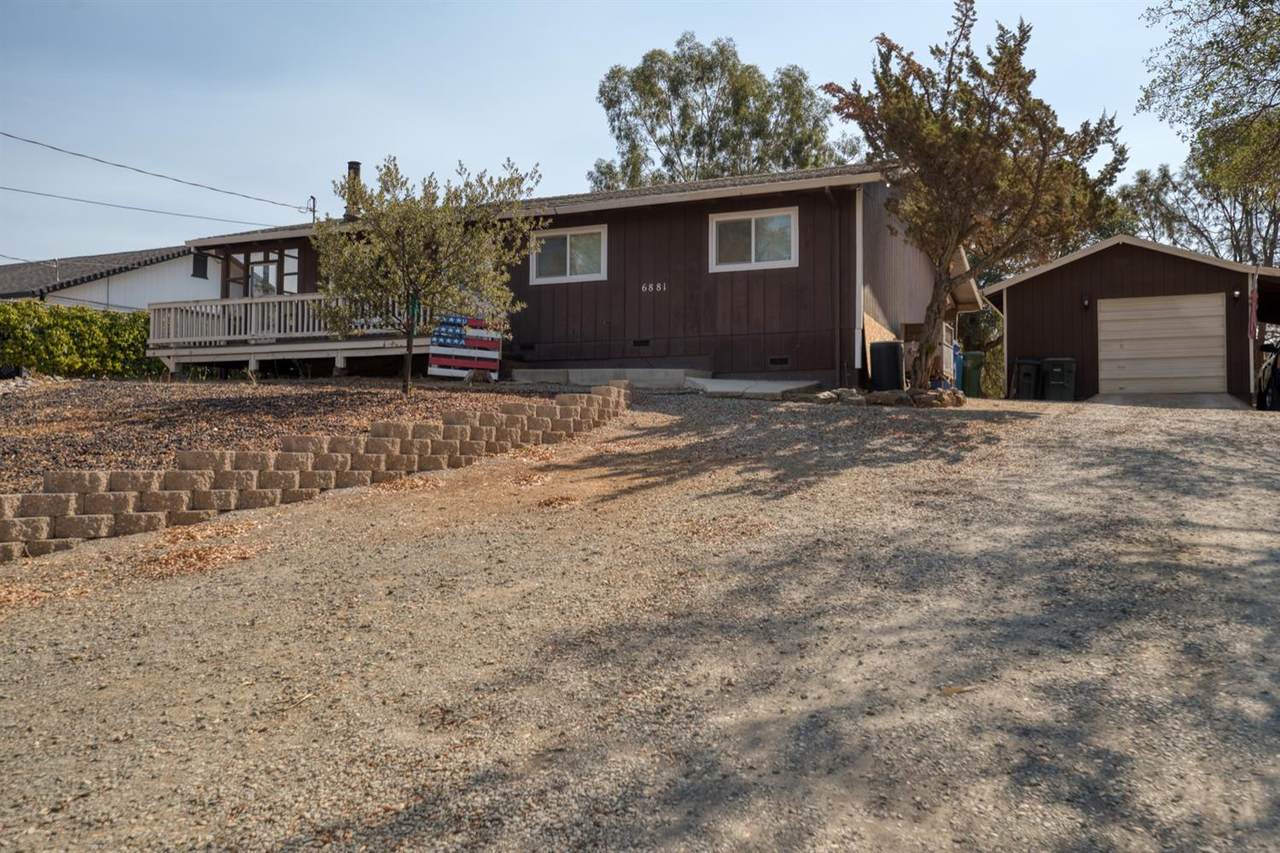 6881 Baldwin St. - Photo 1