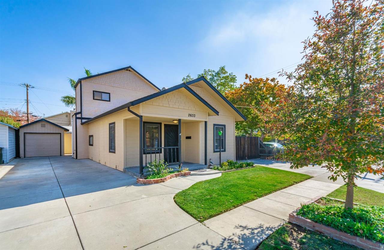 2633 51st Street - Photo 1