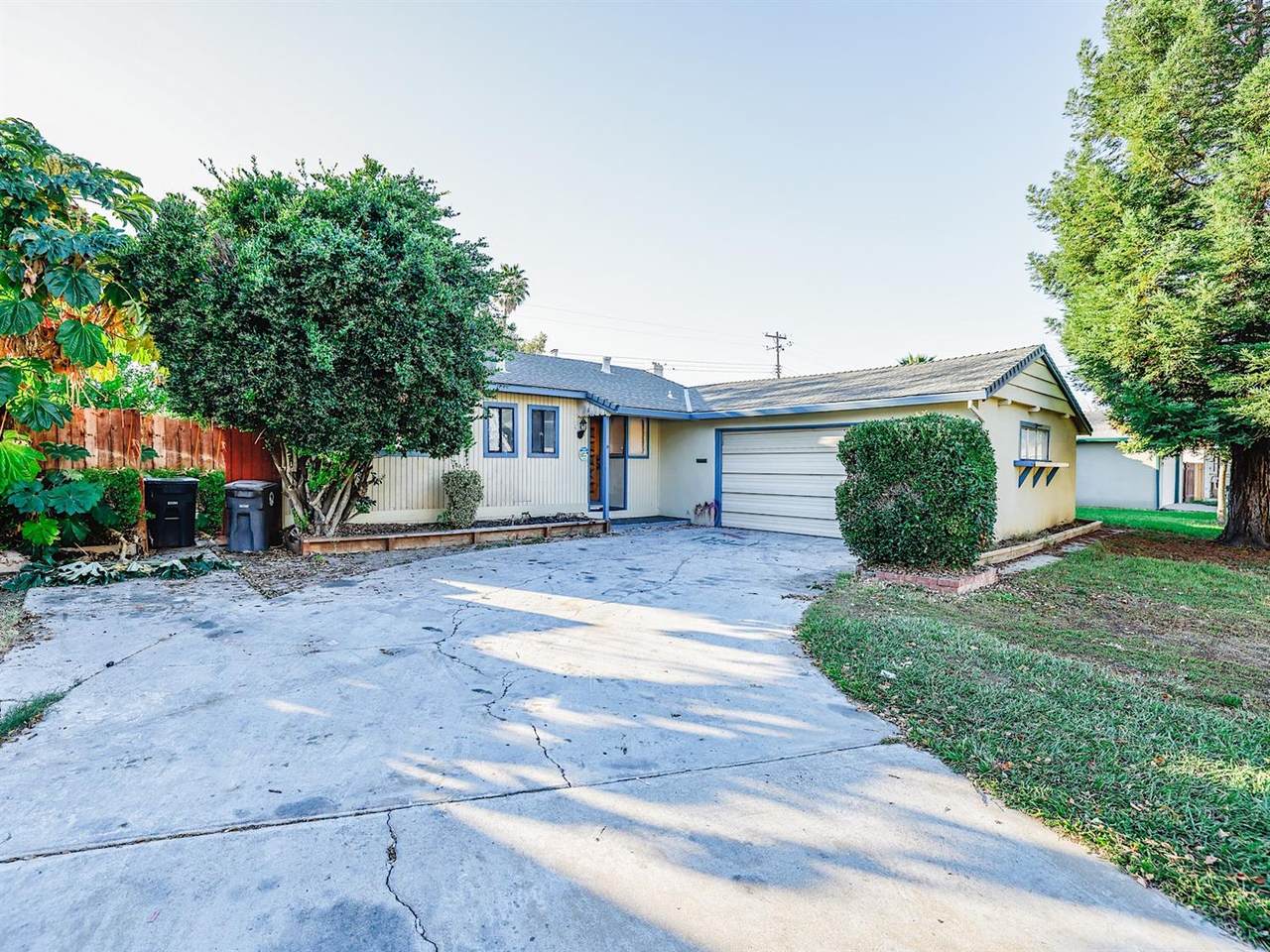 2447 Moraine Circle - Photo 1