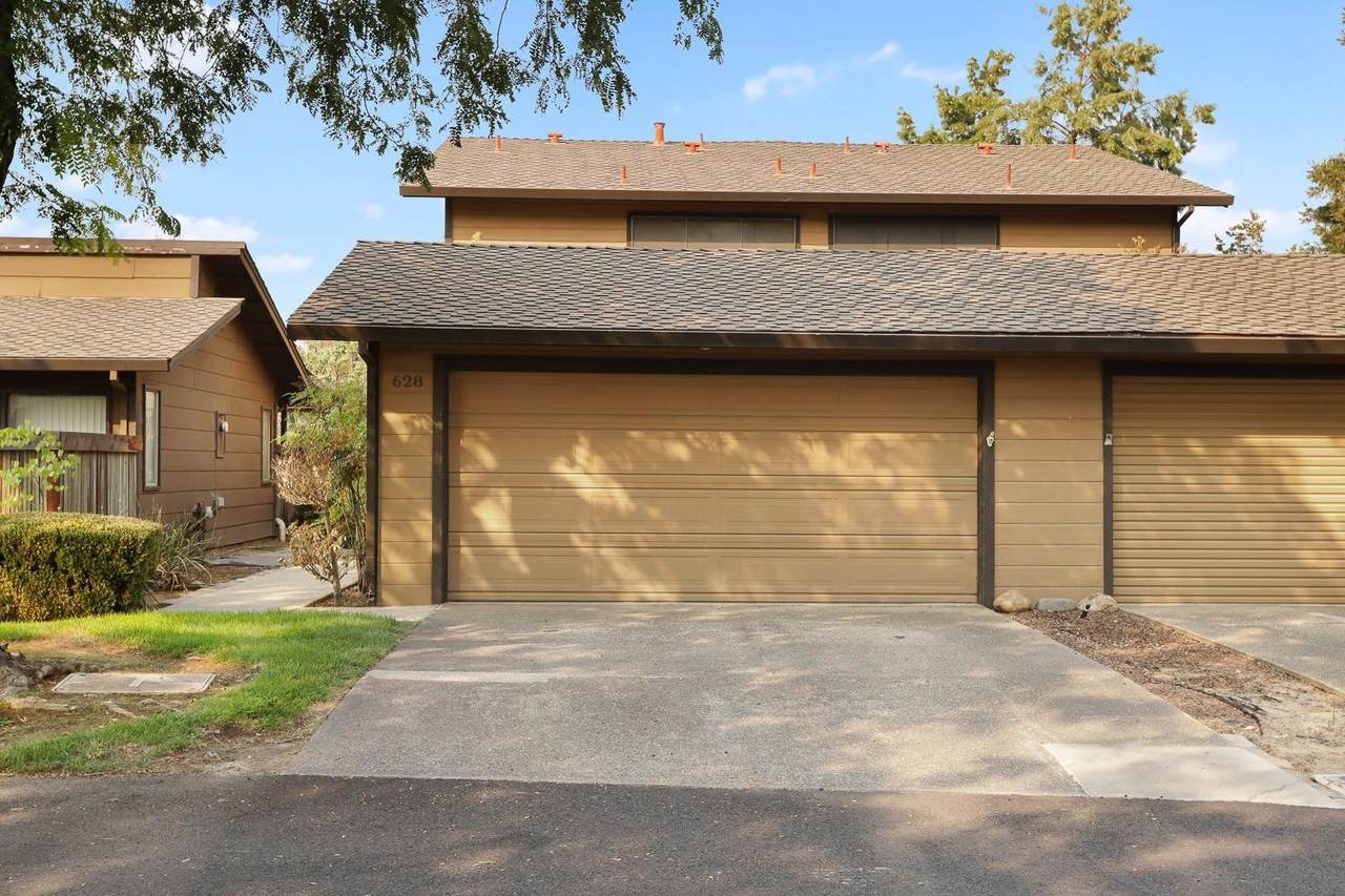 628 Sunnybrook Circle - Photo 1