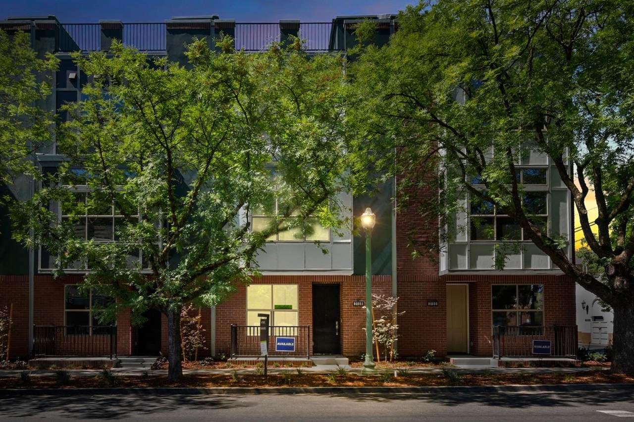 3159 Eastsac Walk - Photo 1