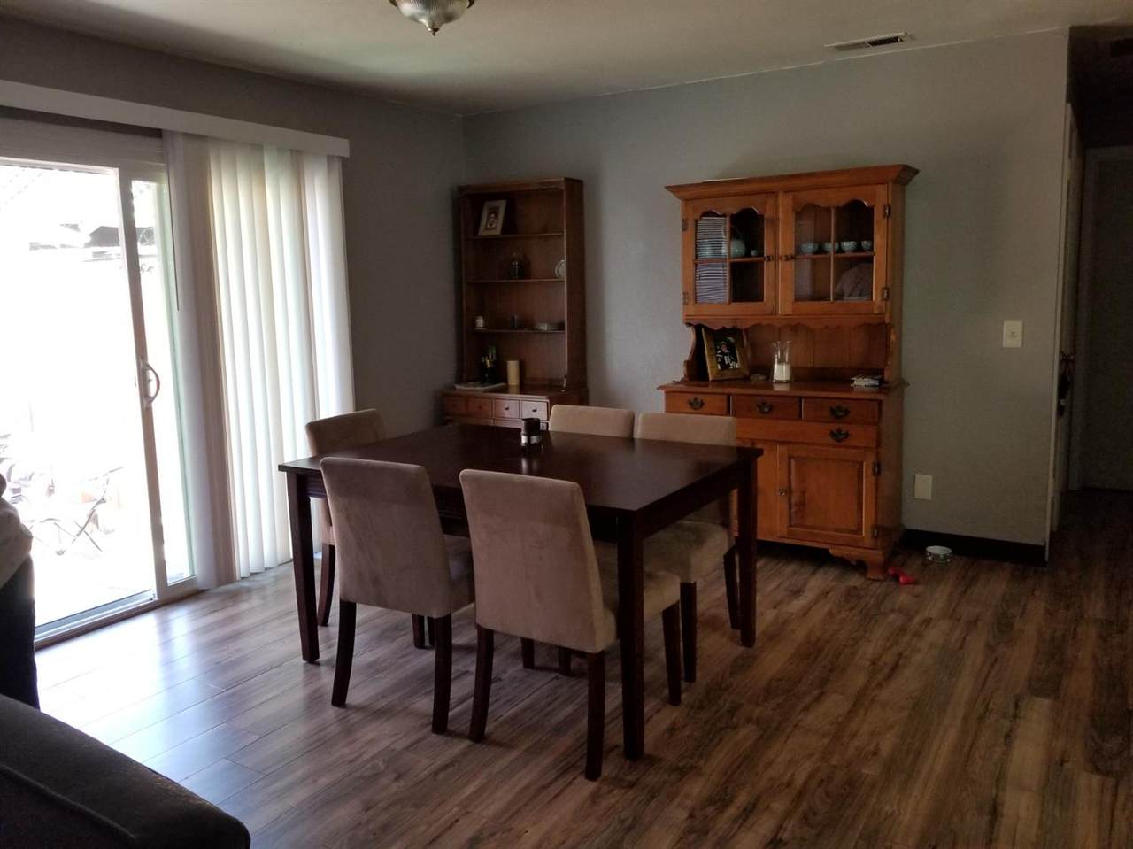 1221 Porter Avenue - Photo 1