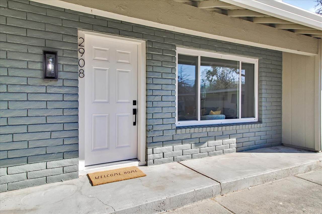 2908 Fountainhead Drive - Photo 1