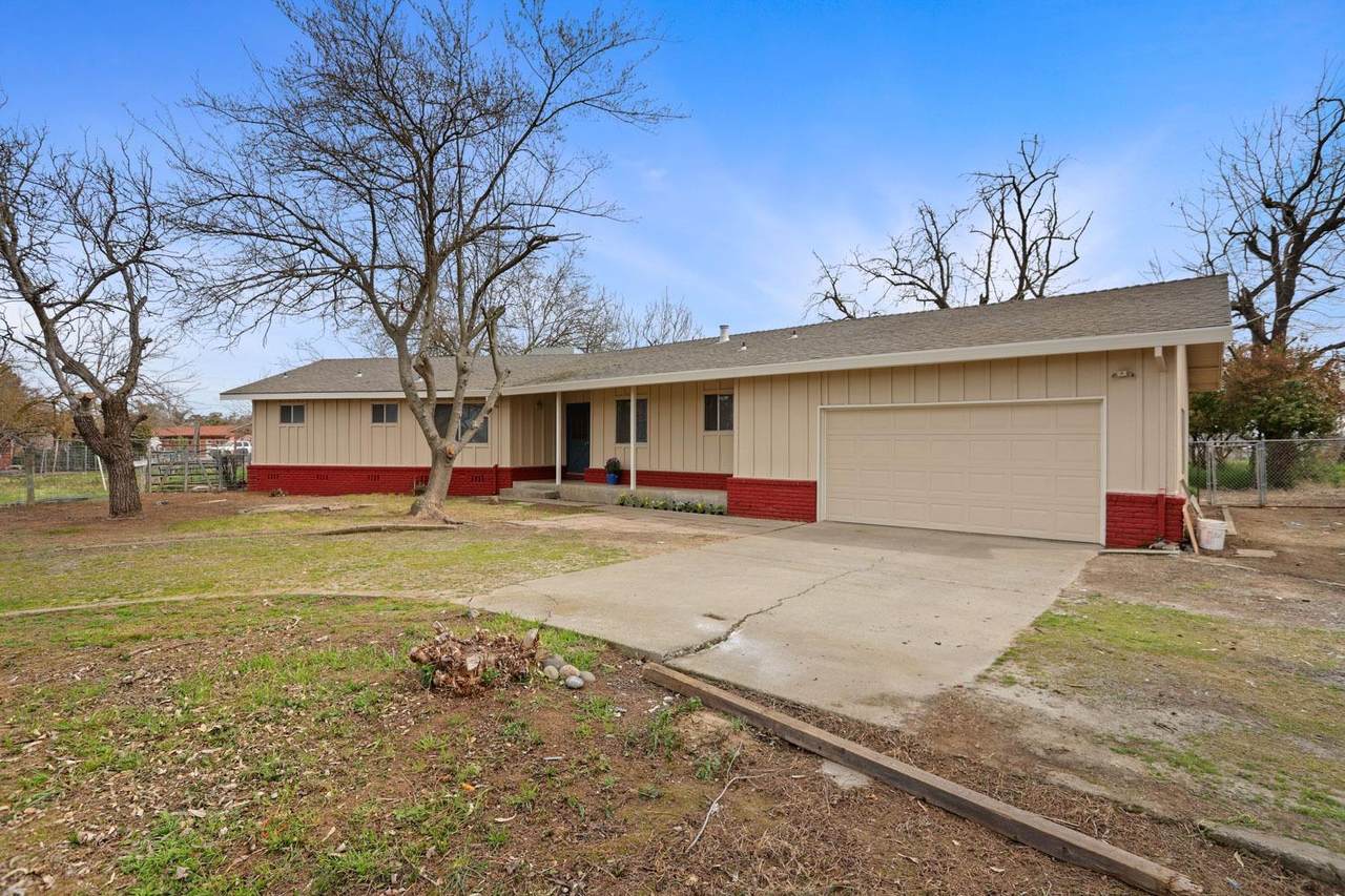 8595 Bradshaw Road - Photo 1