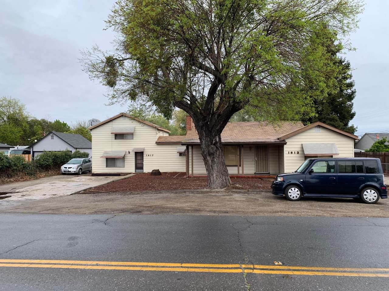 1613 Woodland Avenue - Photo 1