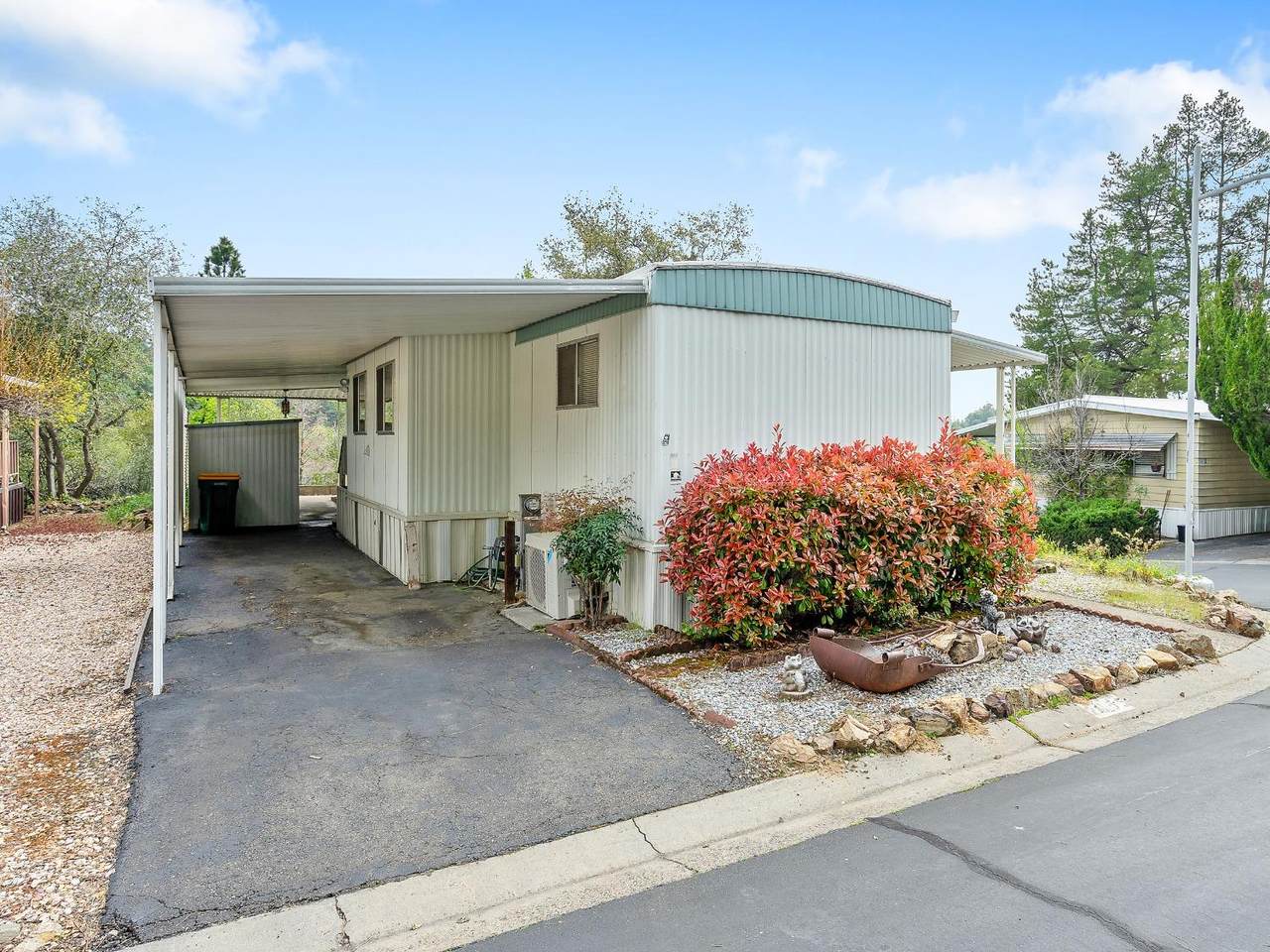 2955 Glenwood Lane - Photo 1