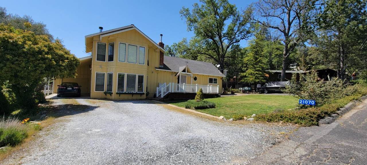 21070 Niagara River Drive - Photo 1