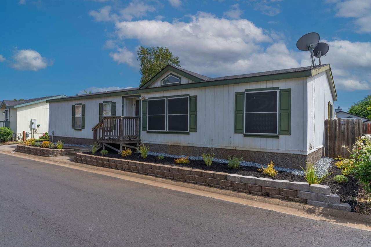 1400 Marlette Street - Photo 1