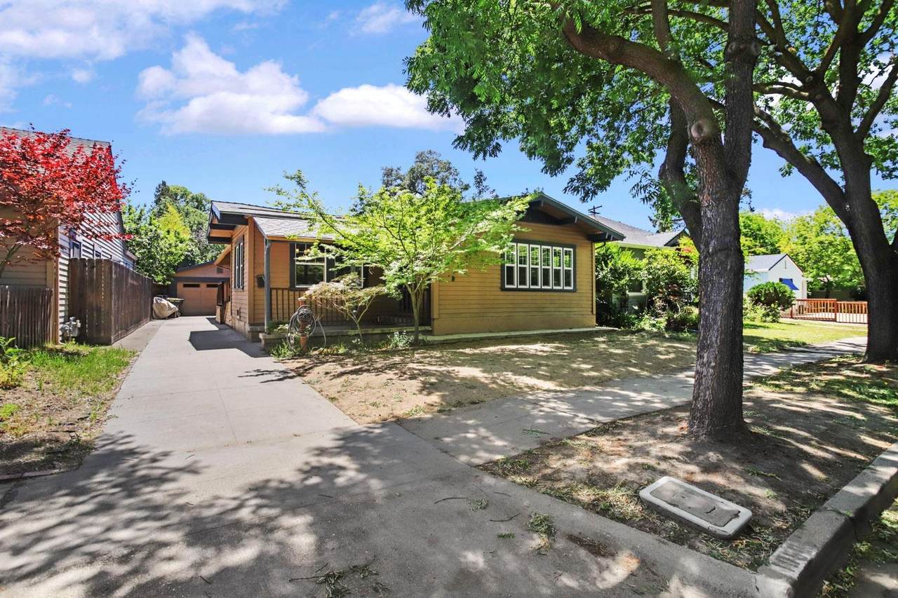 1050 Vine Street - Photo 1