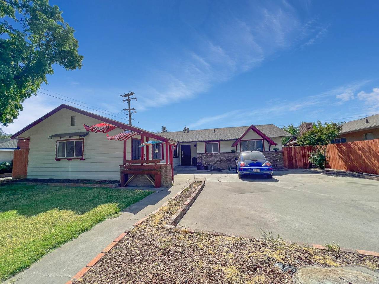1609 Linwood Drive - Photo 1