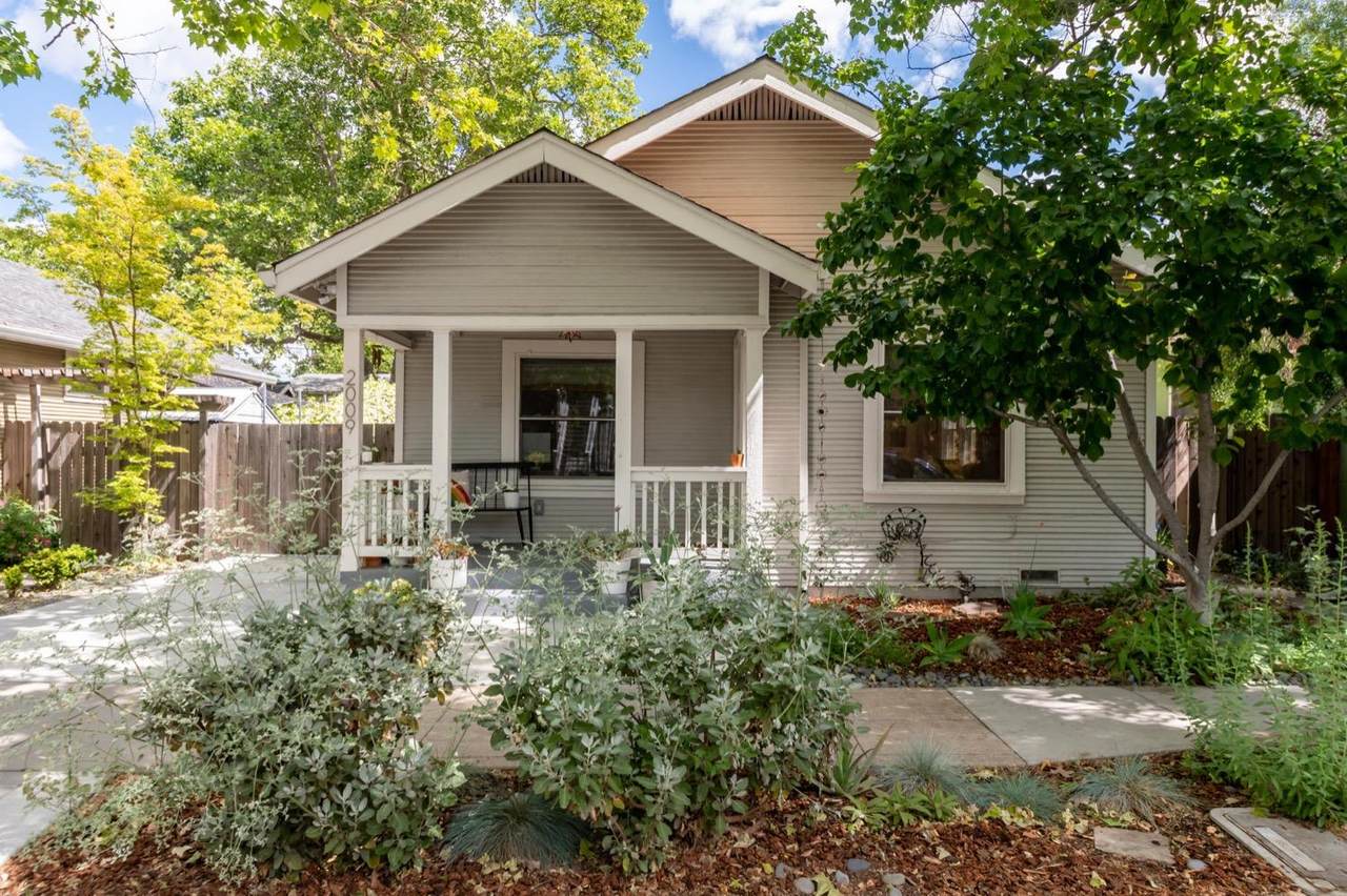 2009 Larkin Way - Photo 1