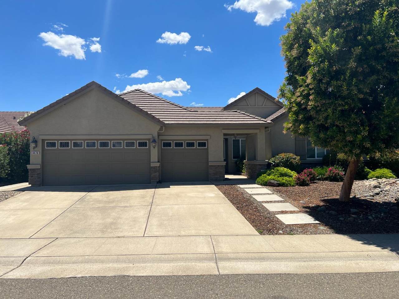 3470 Fendant Drive - Photo 1