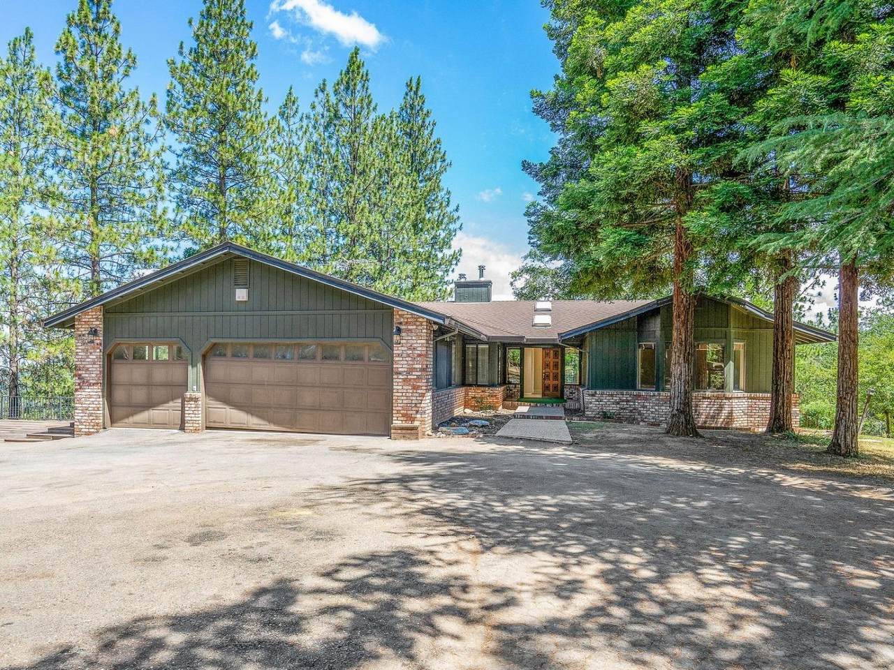 960 Ciceri Drive - Photo 1