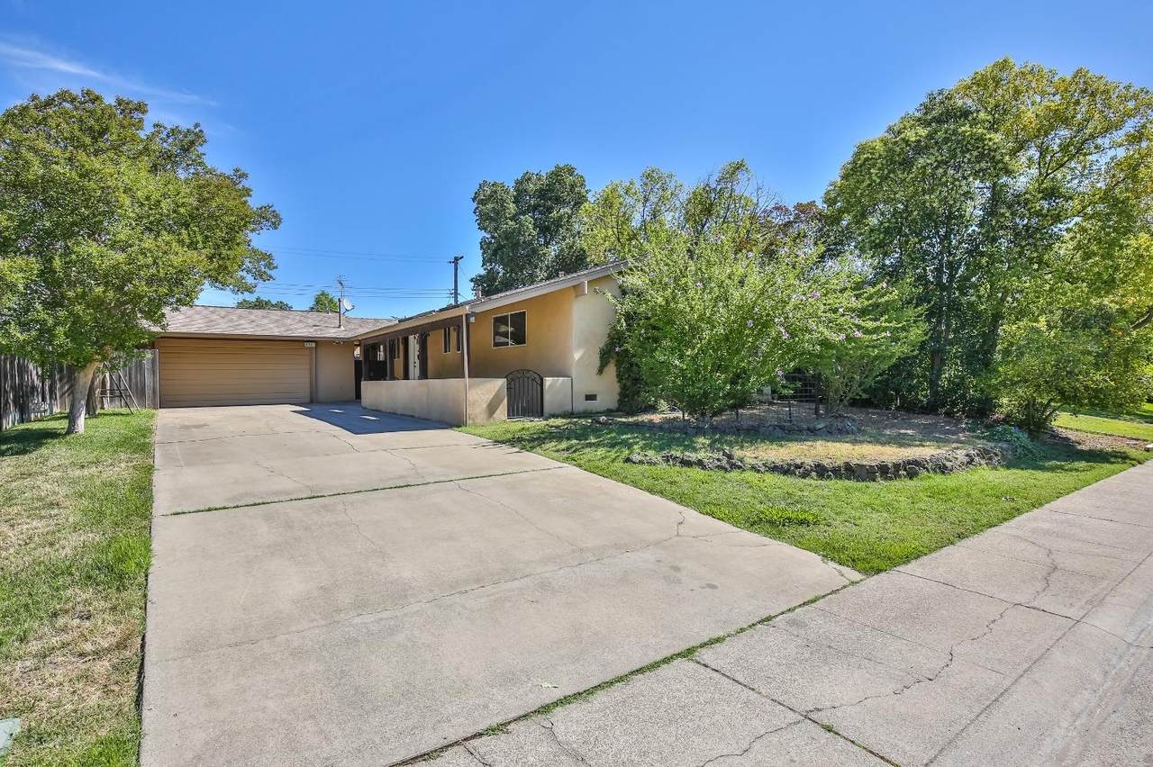 5341 Pimlico Avenue - Photo 1