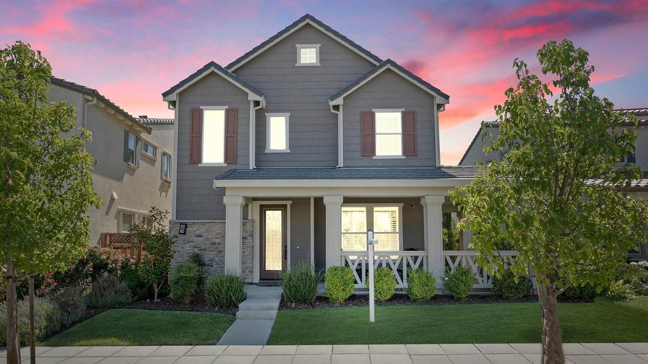 1068 Shields Avenue - Photo 1