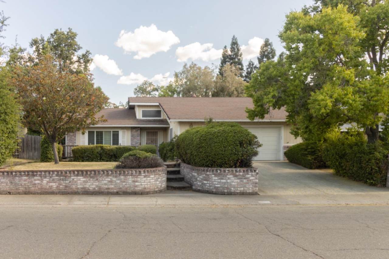 8052 Copperwood Dr. - Photo 1