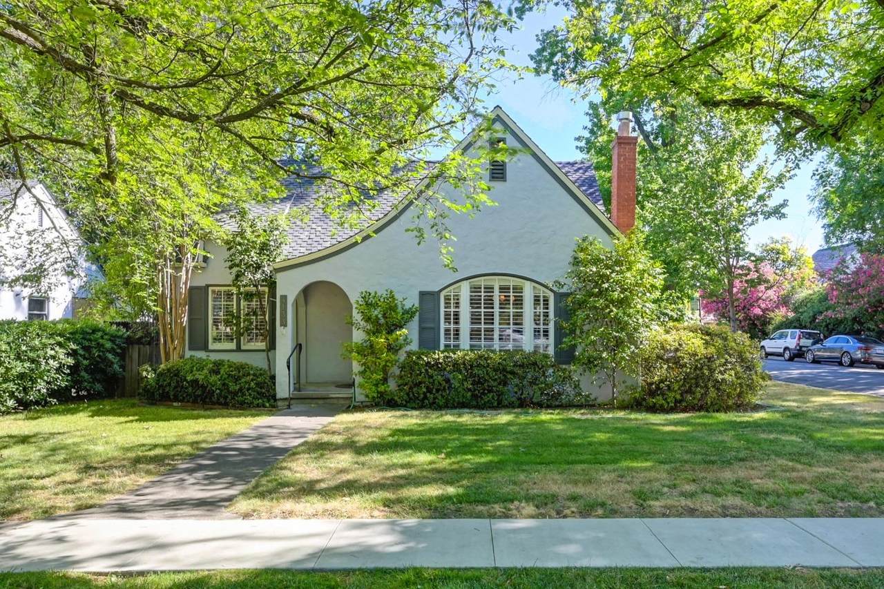 4133 T Street - Photo 1