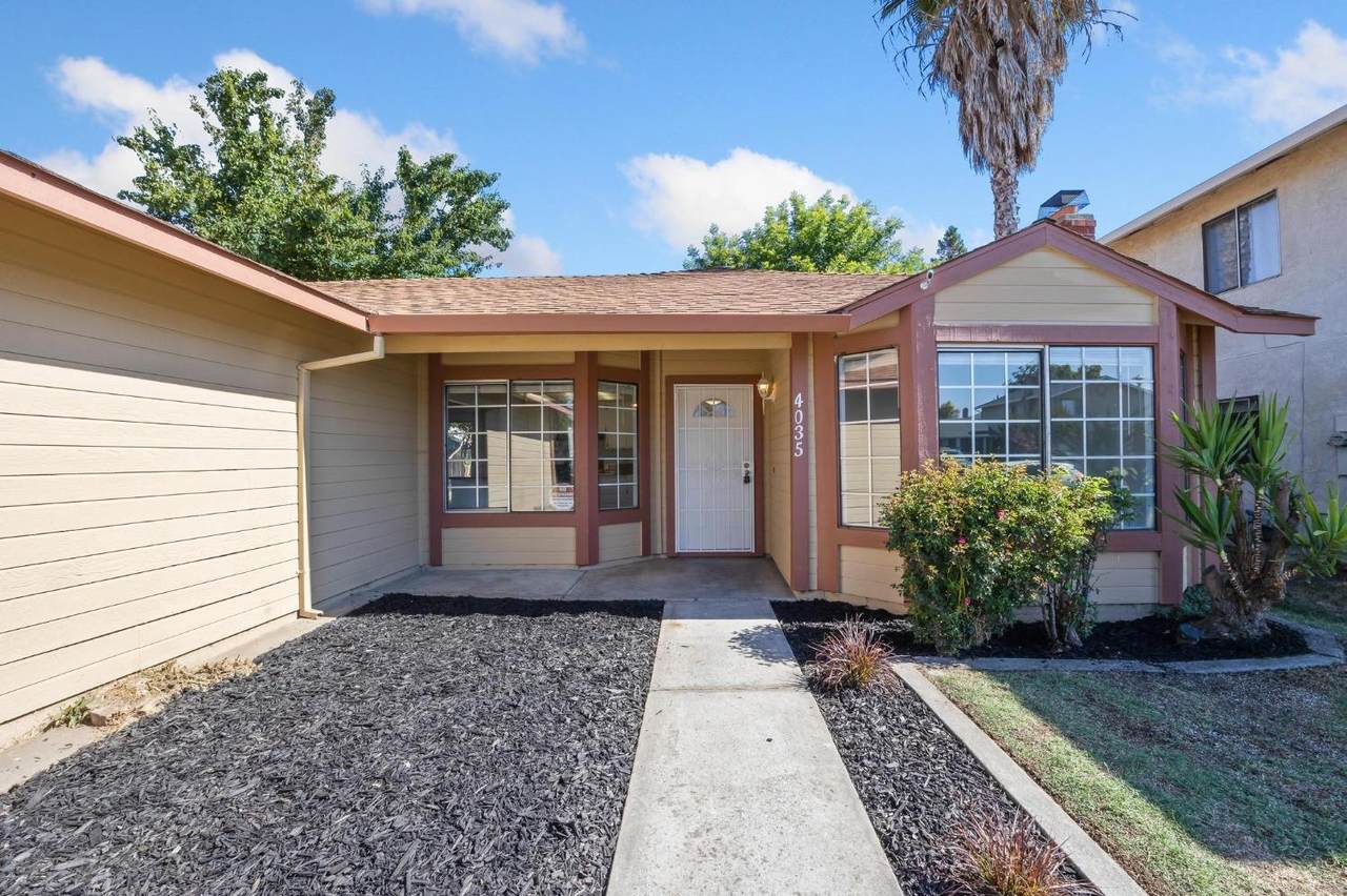 4035 Deer Hill Drive - Photo 1