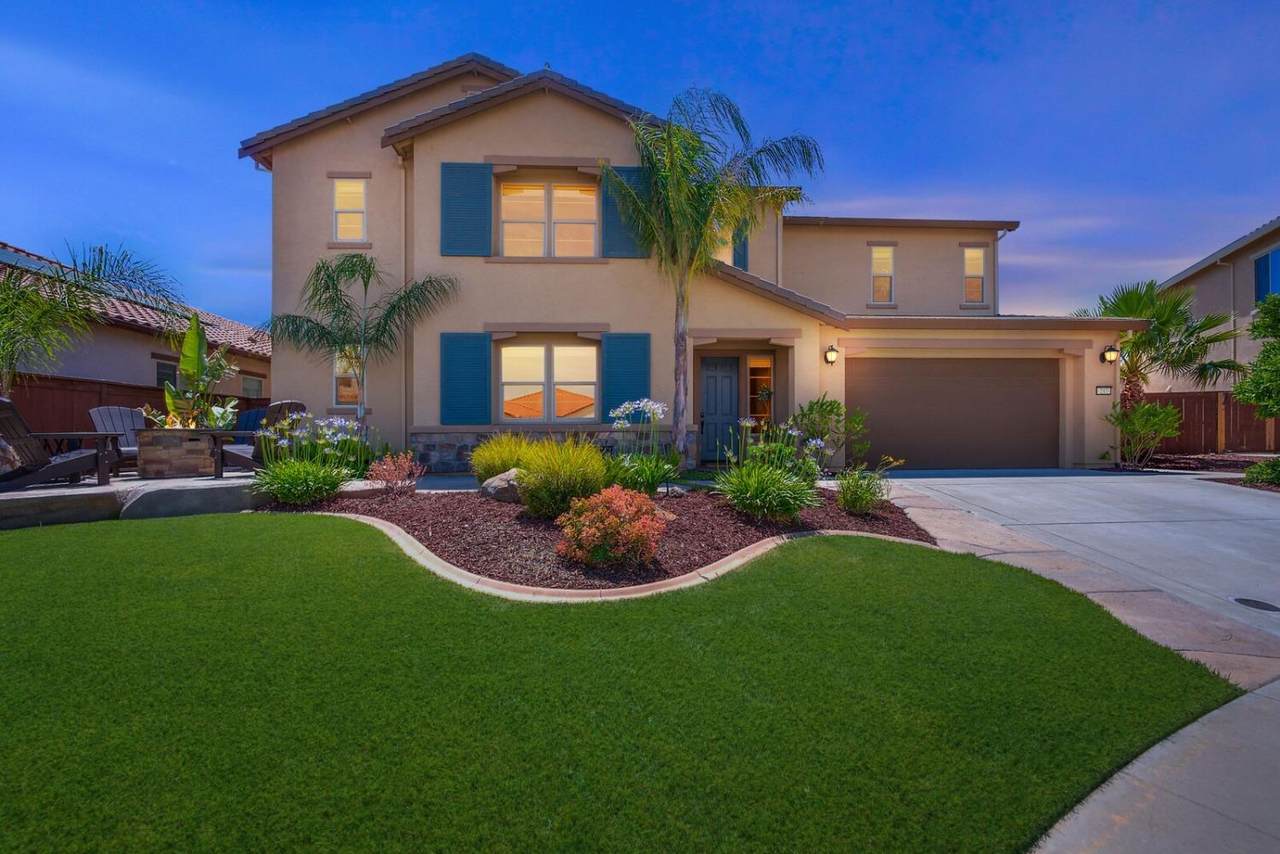 217 Valentino Court - Photo 1