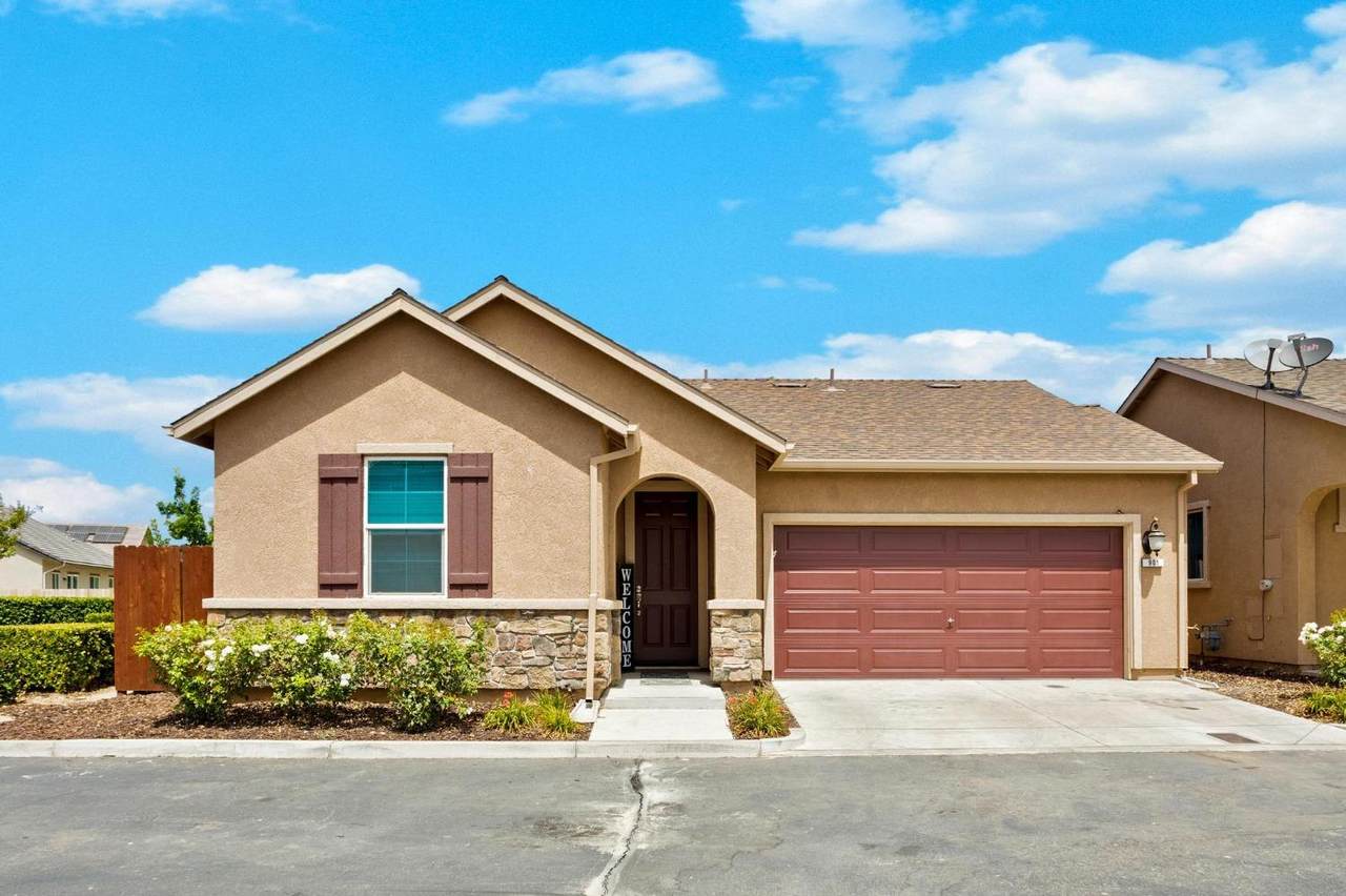 901 Castellona Drive - Photo 1