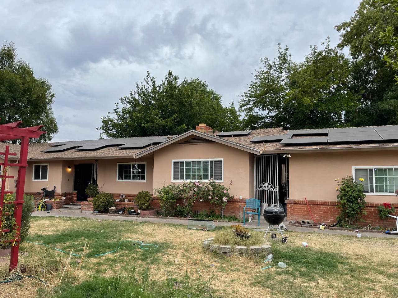 4419 Crown Ave - Photo 1