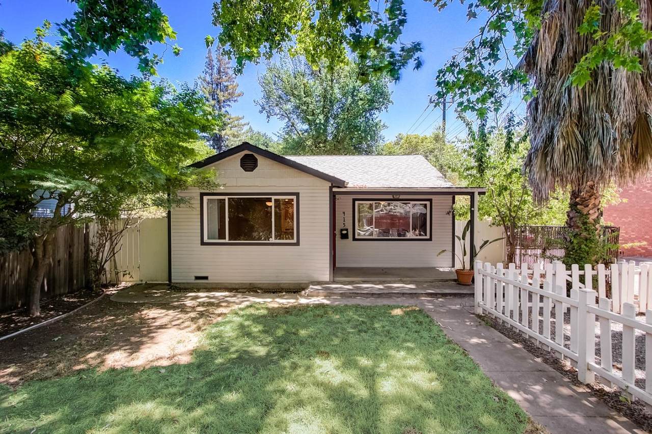 415 20th Street - Photo 1