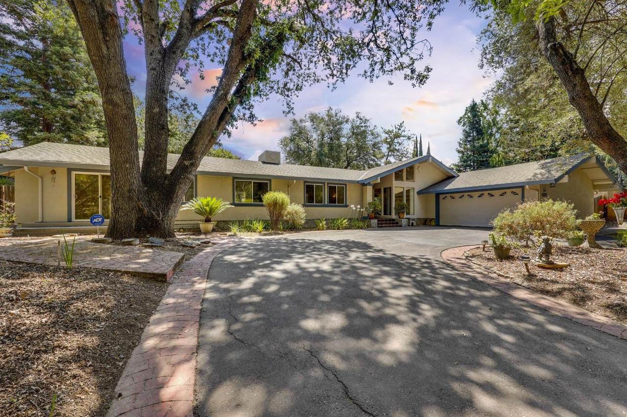 5665 Fair Oaks Boulevard - Photo 1