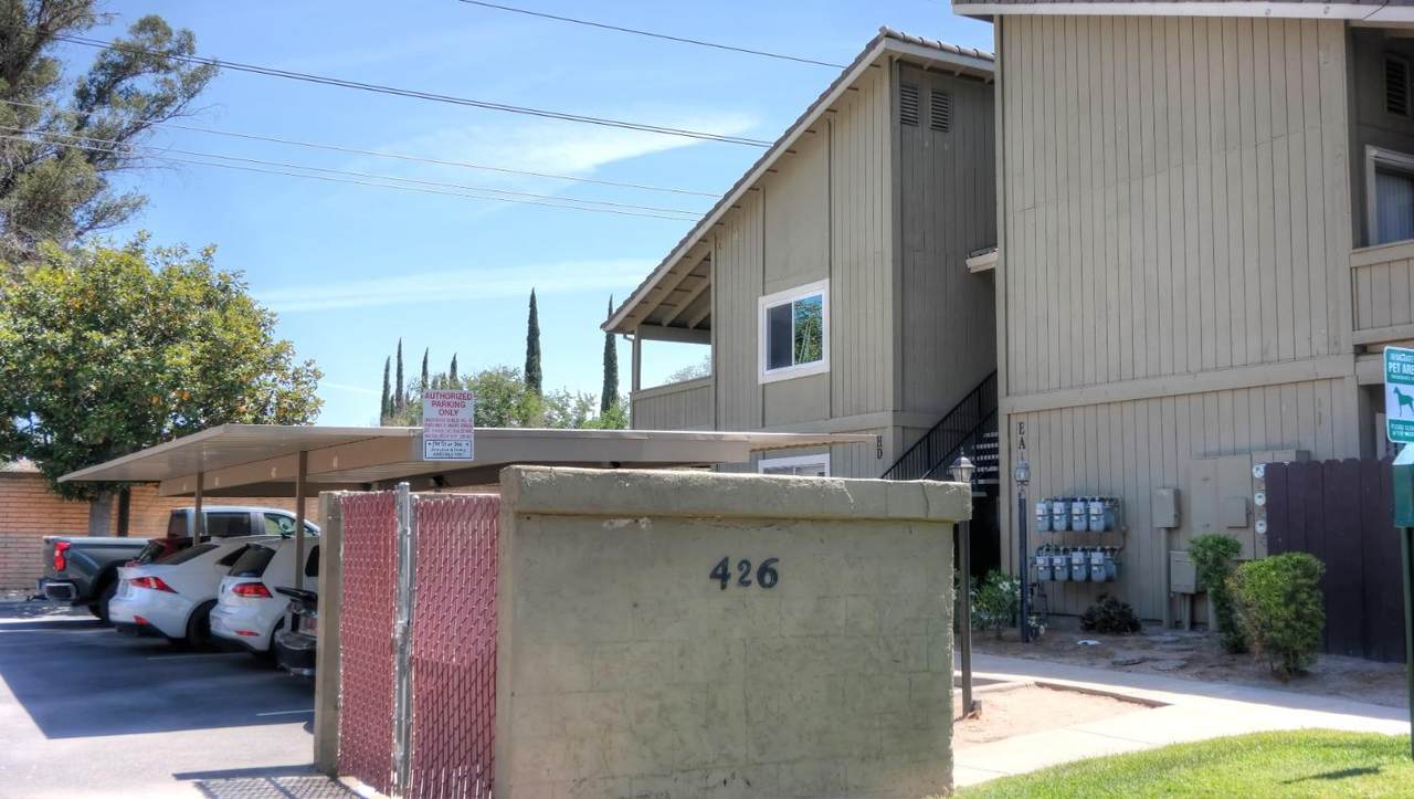 426 Cherry Lane - Photo 1