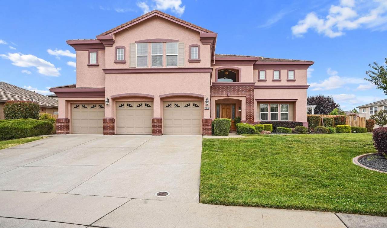 6910 Ballantrae Way - Photo 1