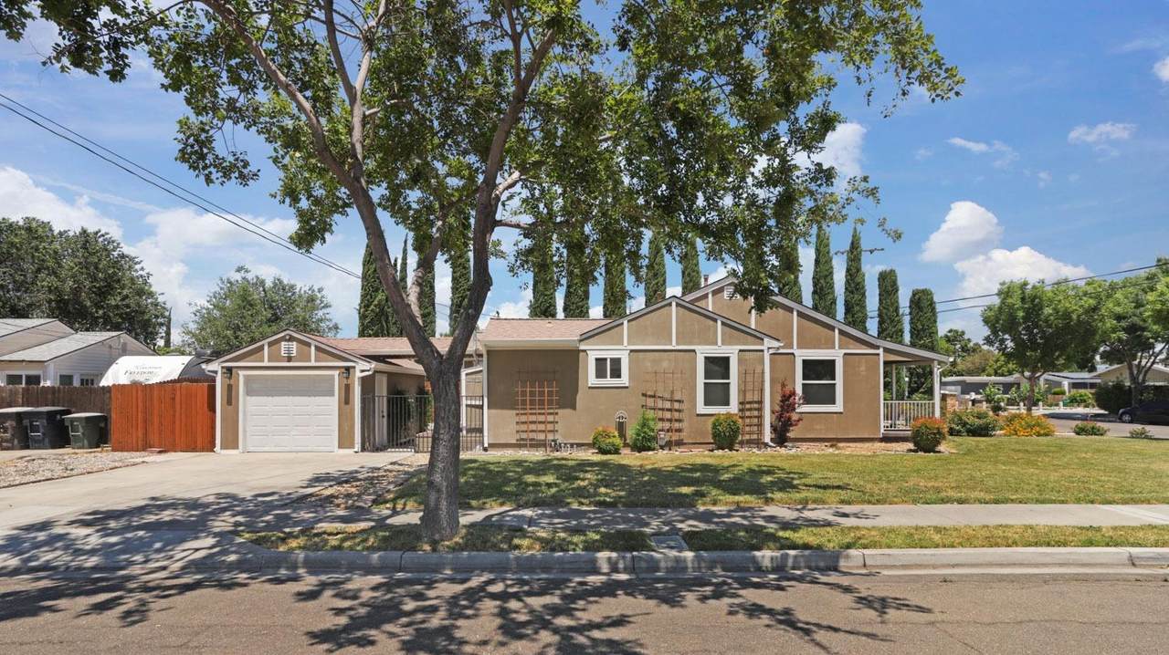 1905 Parker Avenue - Photo 1
