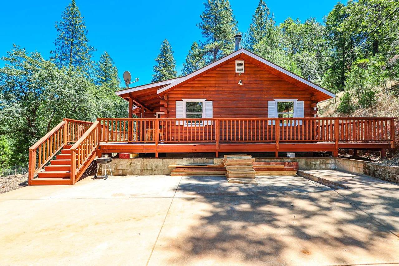 18740 Toyon Court - Photo 1