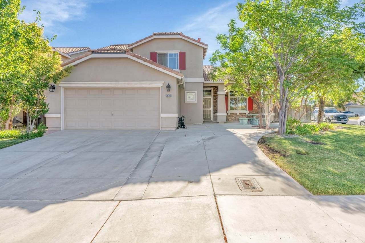 21712 Hammonds Circle - Photo 1