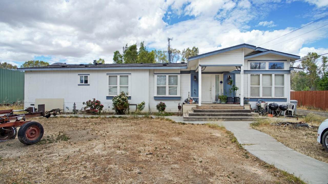 3324 County Rd 99W - Photo 1