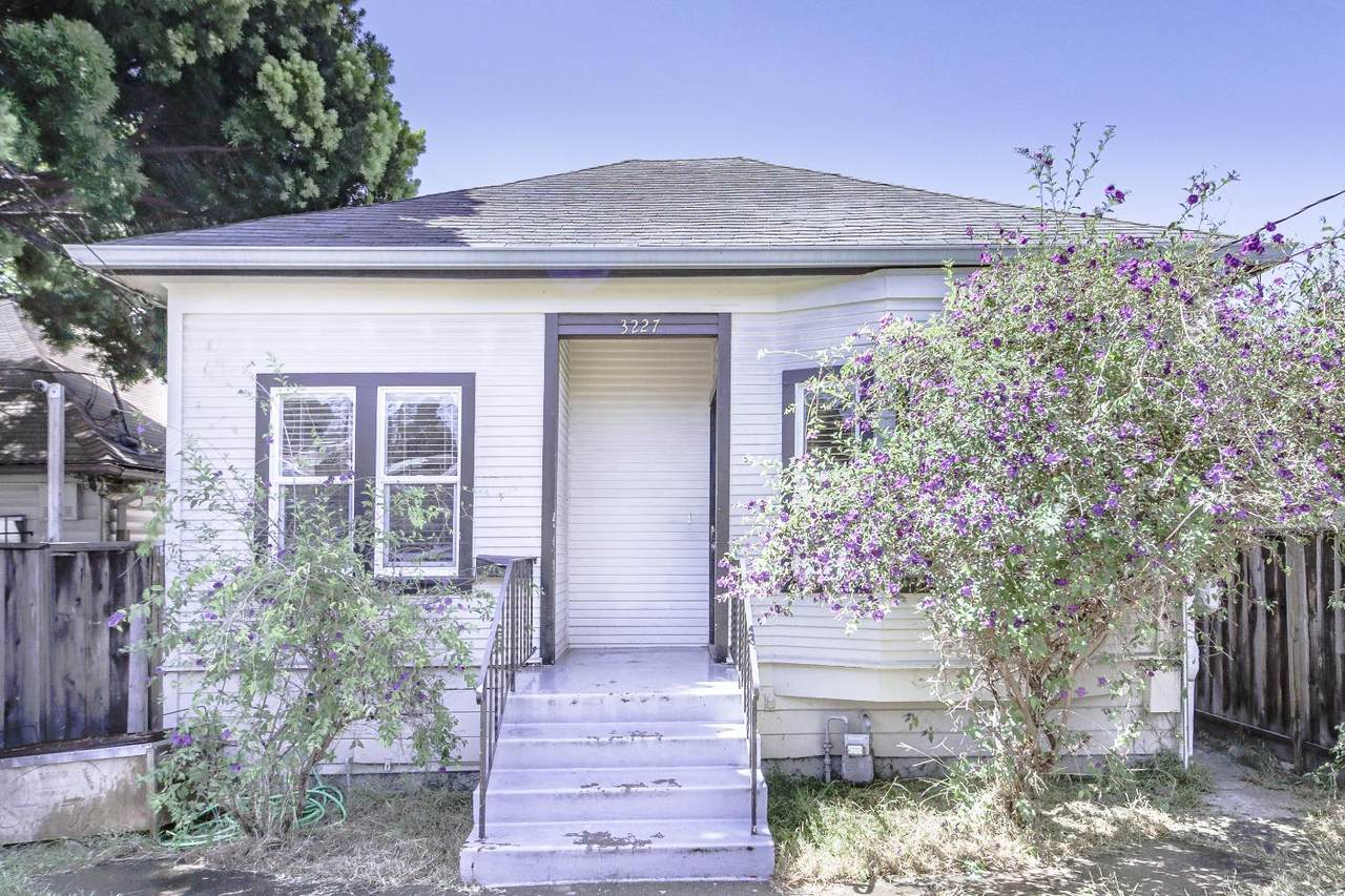 3227 Galindo - Photo 1