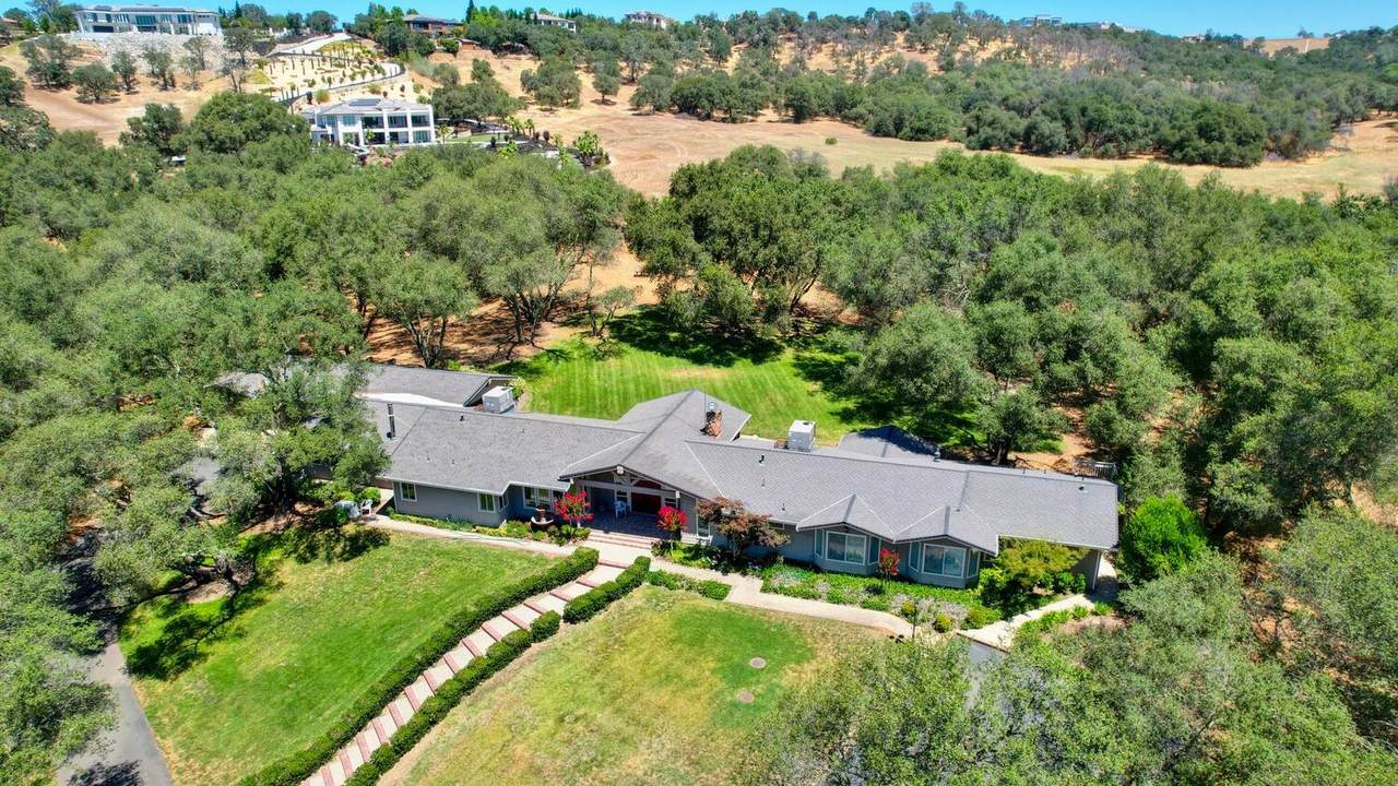 7125 J Bar B Drive - Photo 1