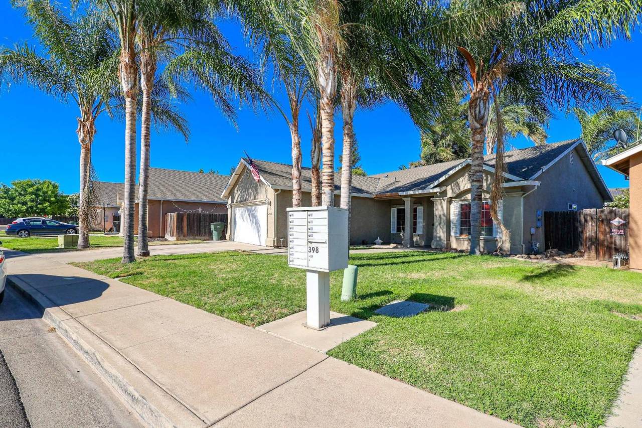 2412 Springwood Drive - Photo 1